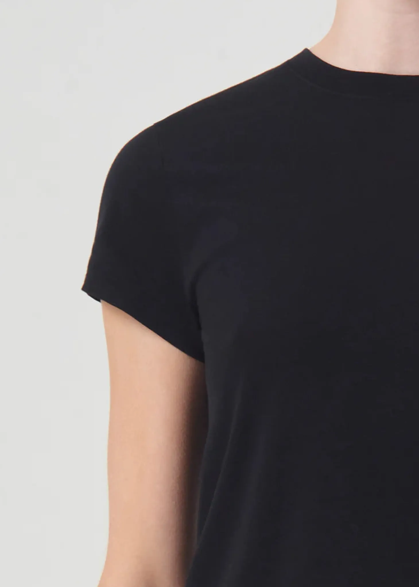 Adine Shrunken Tee ~ Black