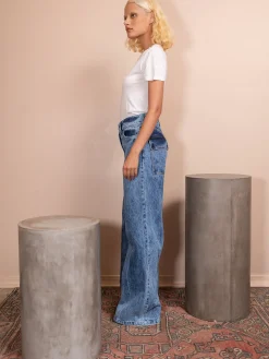 Annise Slim Tee in White