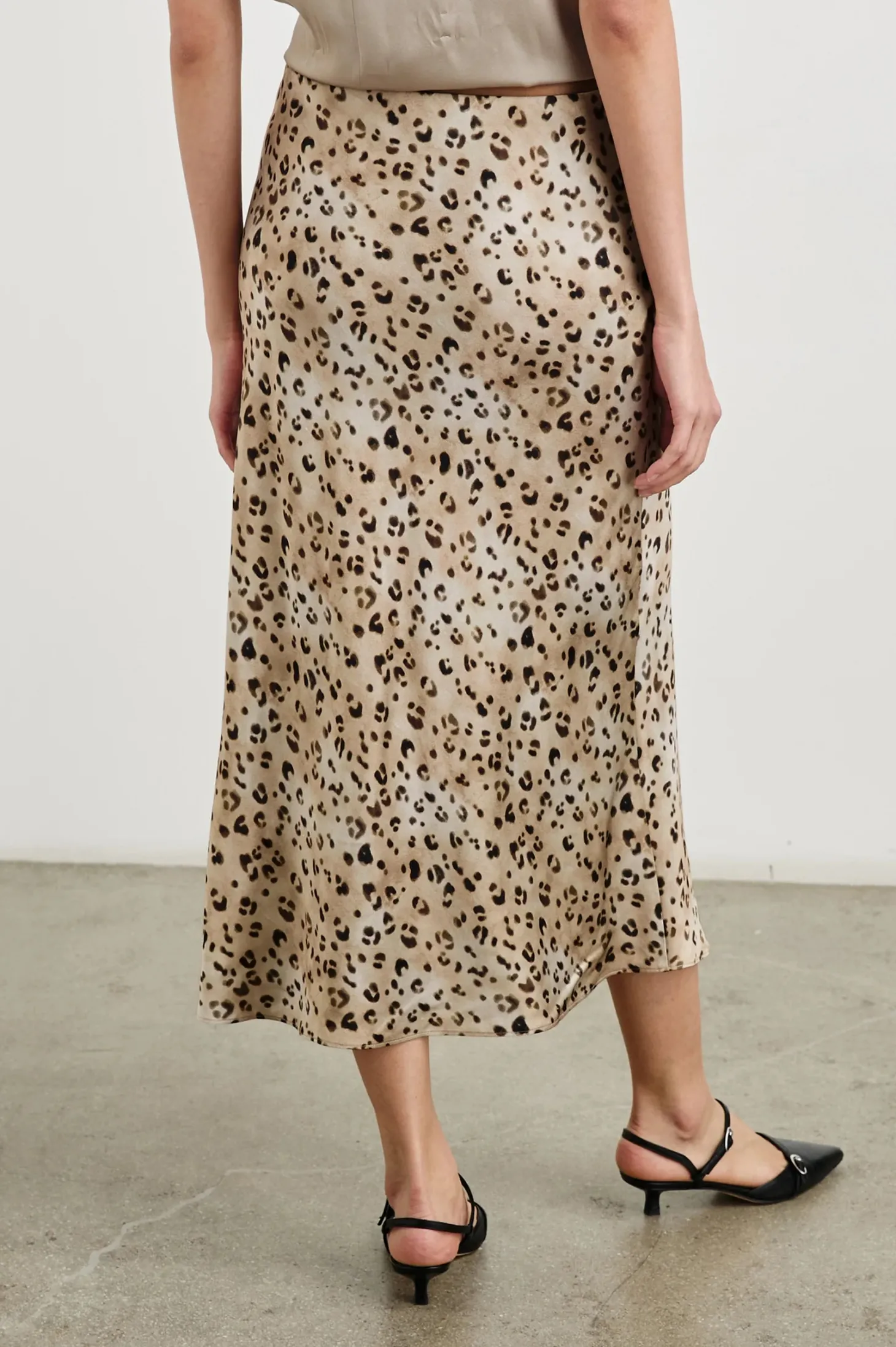 Anya Skirt ~ Champagne Leopard