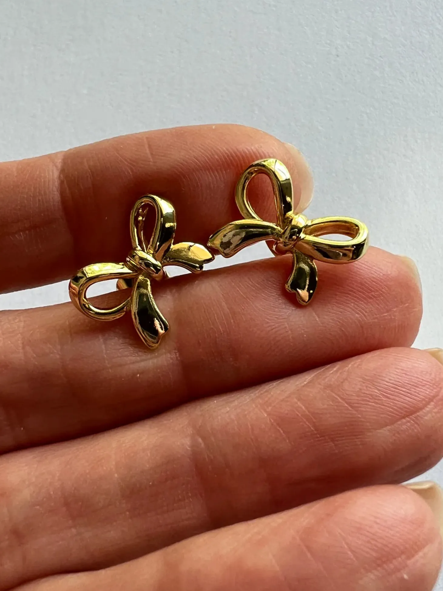 Bow Studs