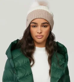 Ciel Rib Knit Hat w/ Removable Feather Pom Pom