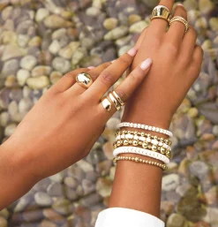 Heishi Stretch Bracelet ~ Gold/White