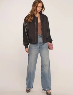 Lizea Bomber