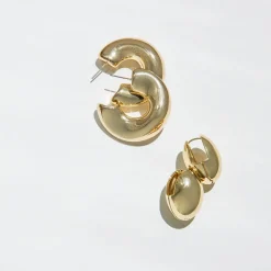 Oval Hinge Closure Earring