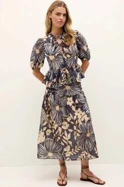 Owens Skirt ~ Moonflower