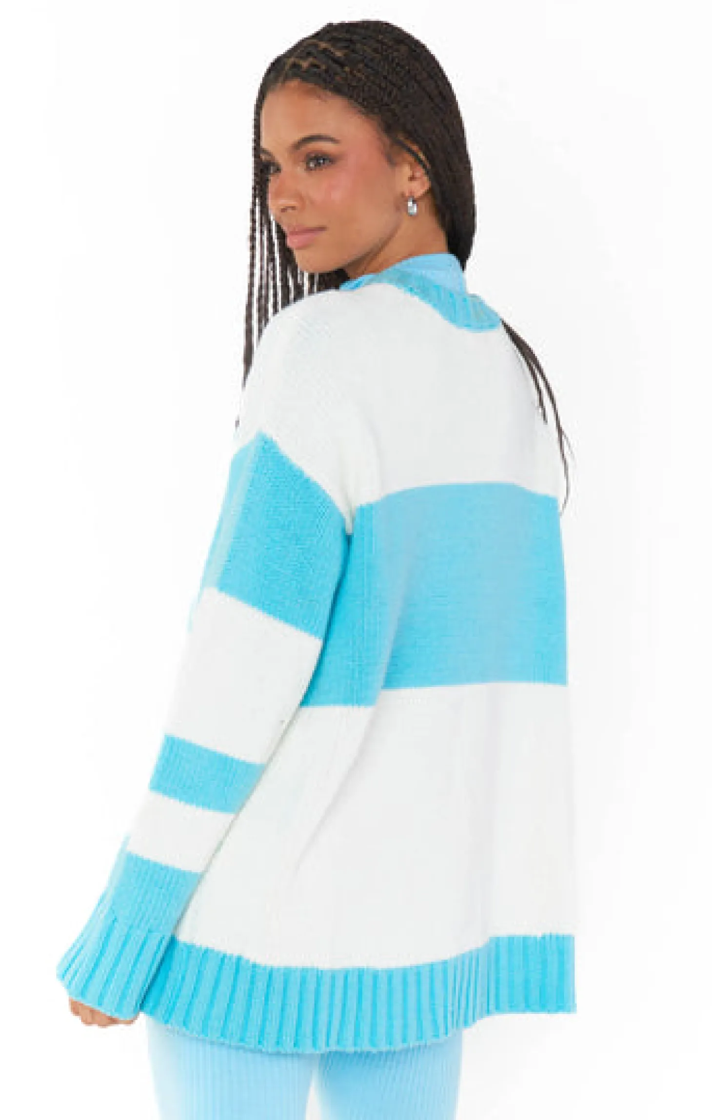 Ski in Sweater ~ Powder Blue