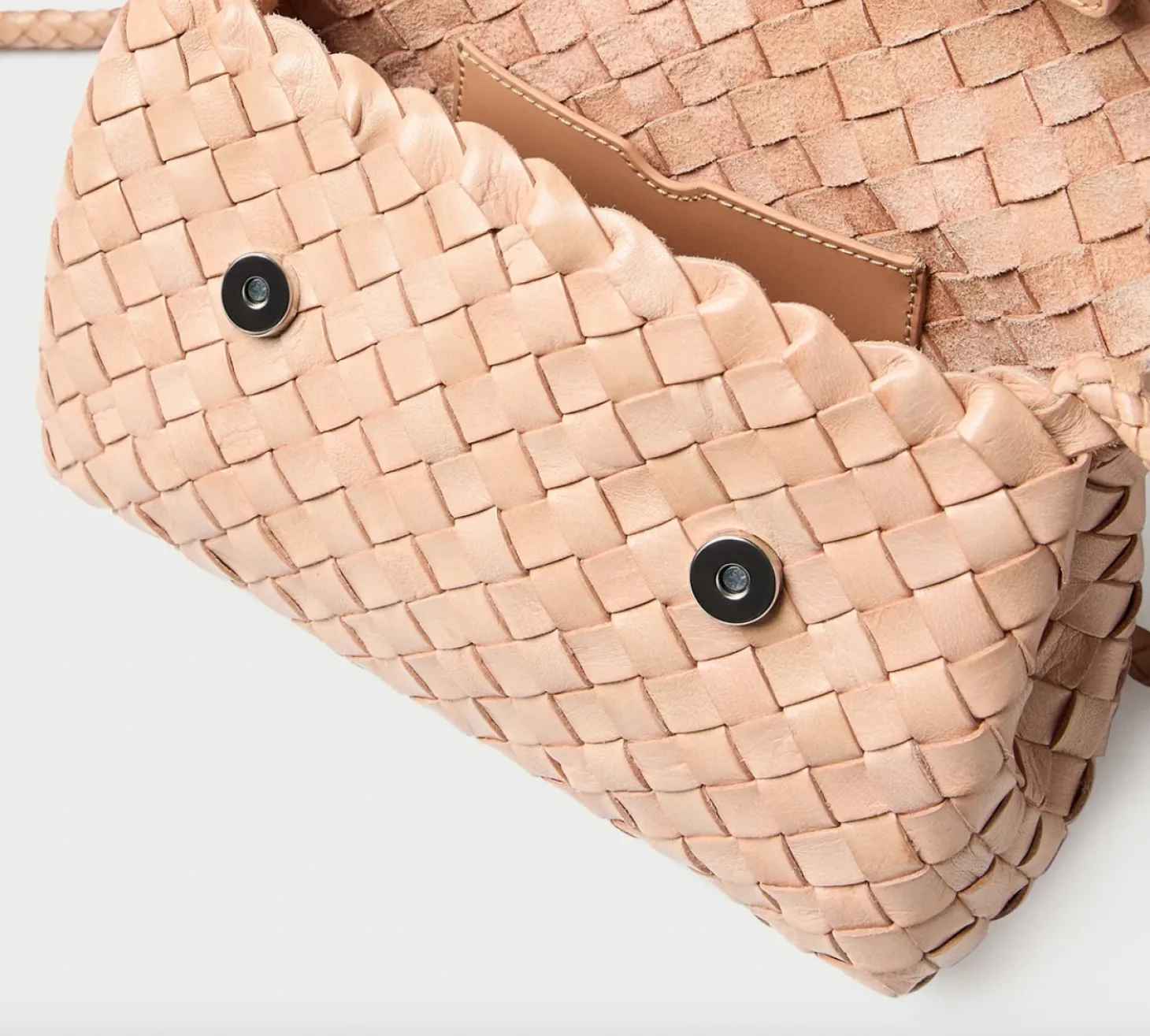 Vinnie Desert Sand Woven Crossbody